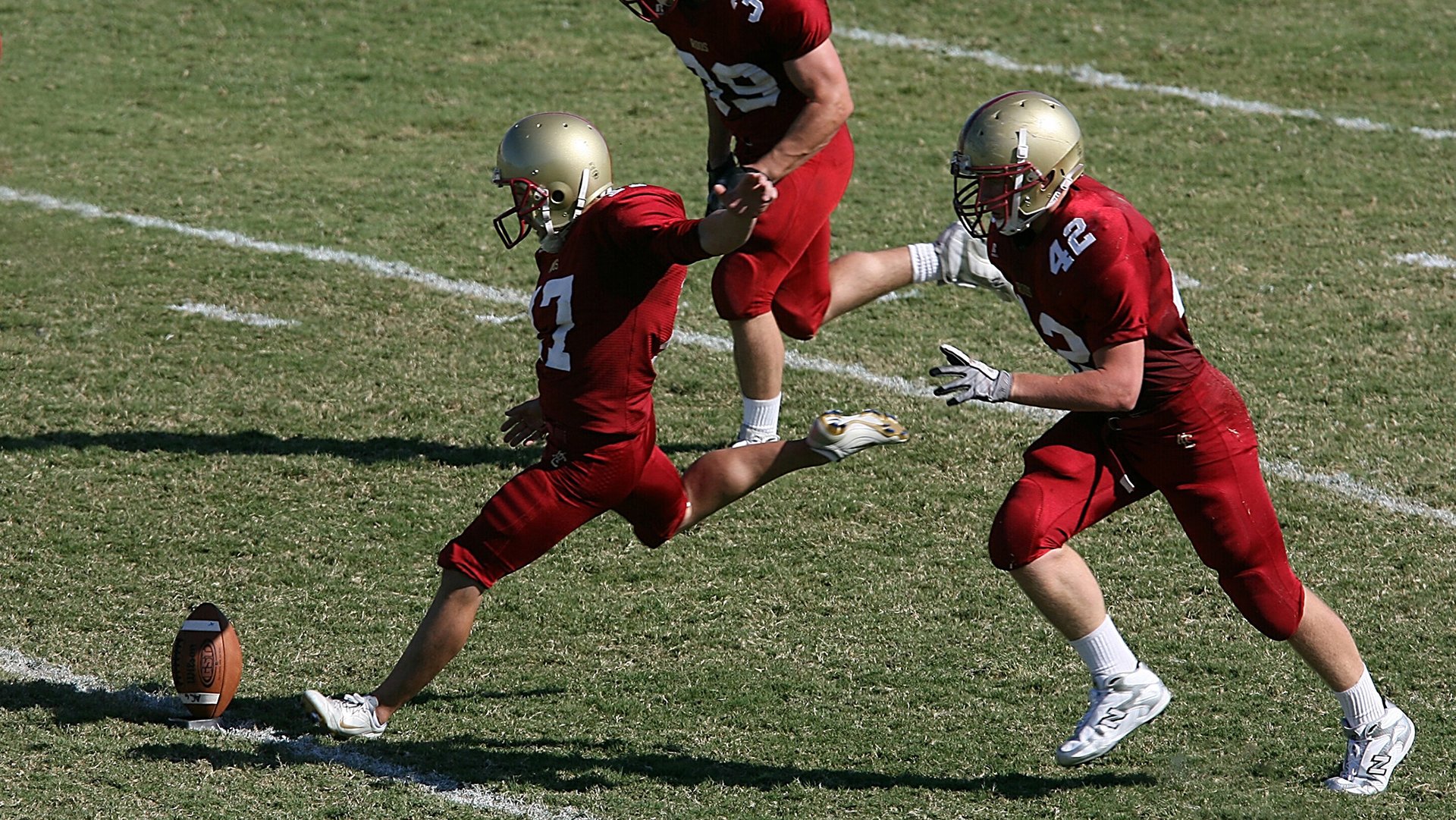 世界杯:华裔球员踢出存在感 引发关于“如何吸引海外华人加入国家队”的讨论